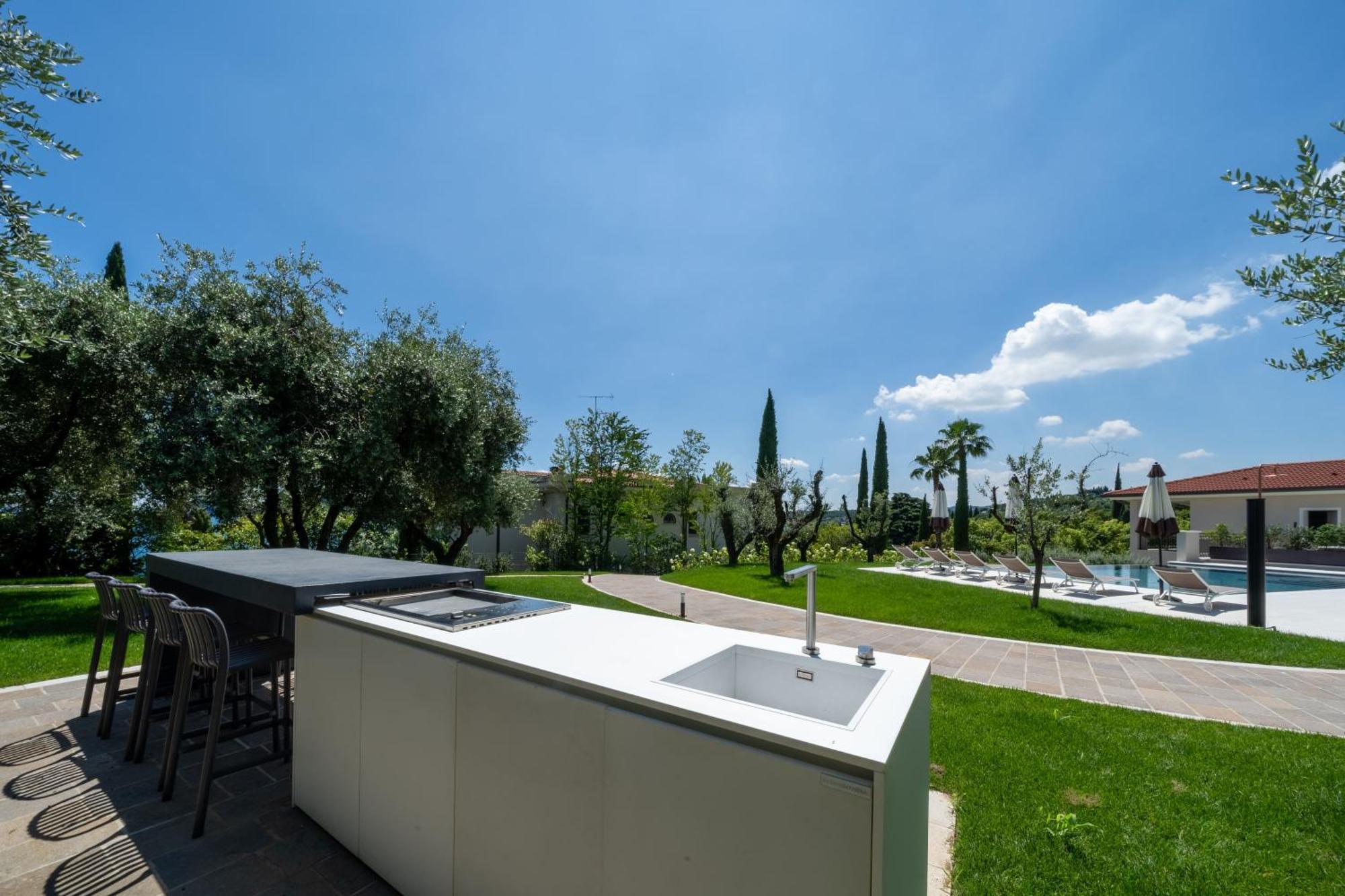 Villa Silvia Apartments San Felice del Benaco Exteriér fotografie