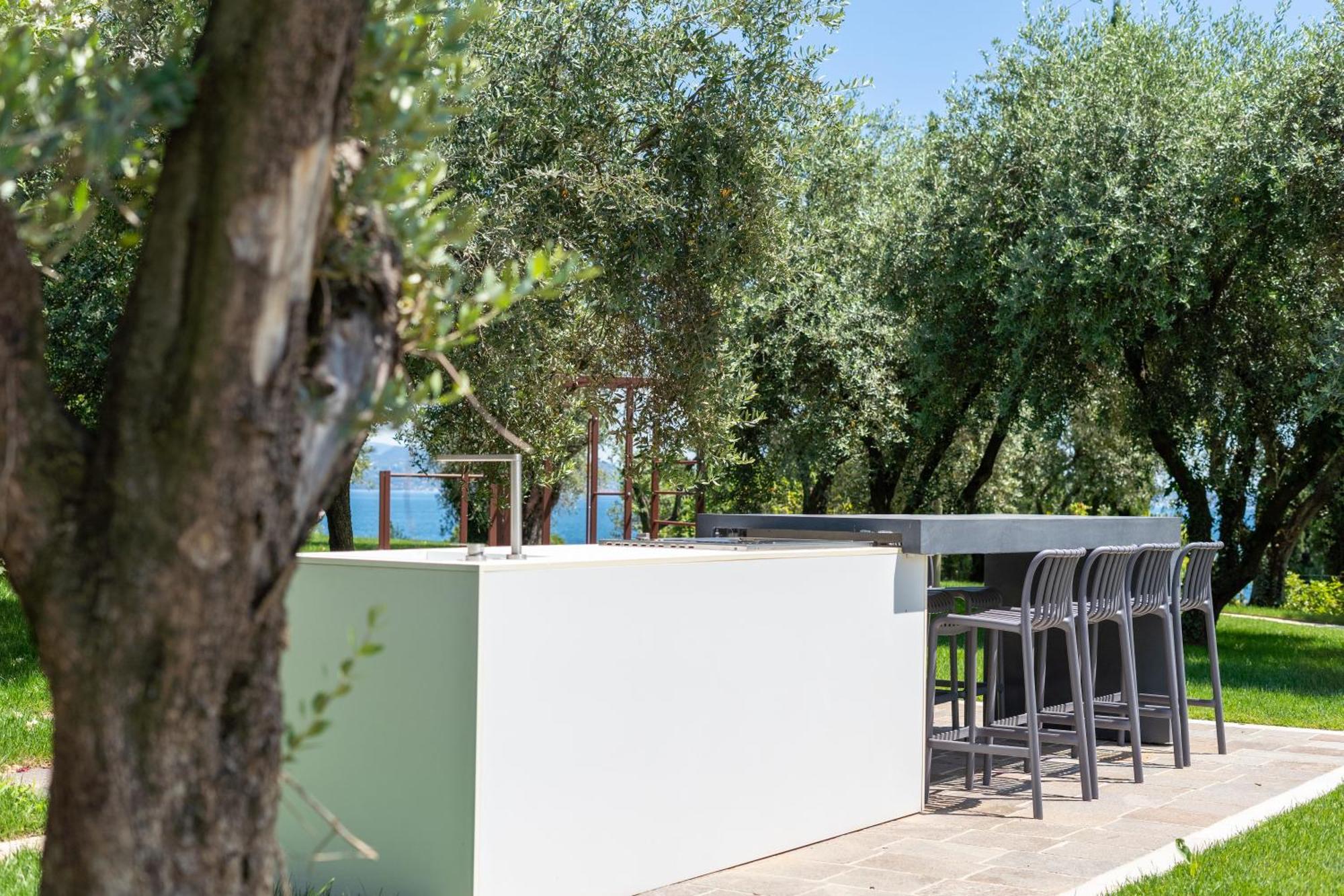 Villa Silvia Apartments San Felice del Benaco Exteriér fotografie